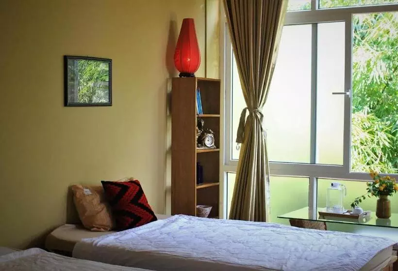 تختخواب و صبحانه The Hillside Homestay Hue