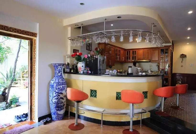 تختخواب و صبحانه The Hillside Homestay Hue