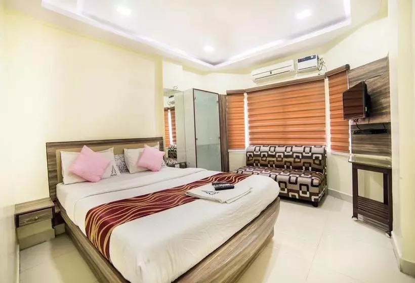 ホテル Ulo Akash Inn