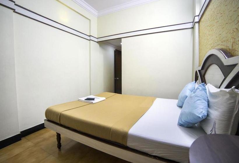 בית מלון כפרי Ulo Akash Inn