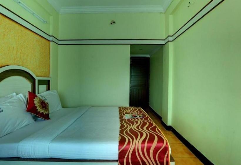 בית מלון כפרי Ulo Akash Inn