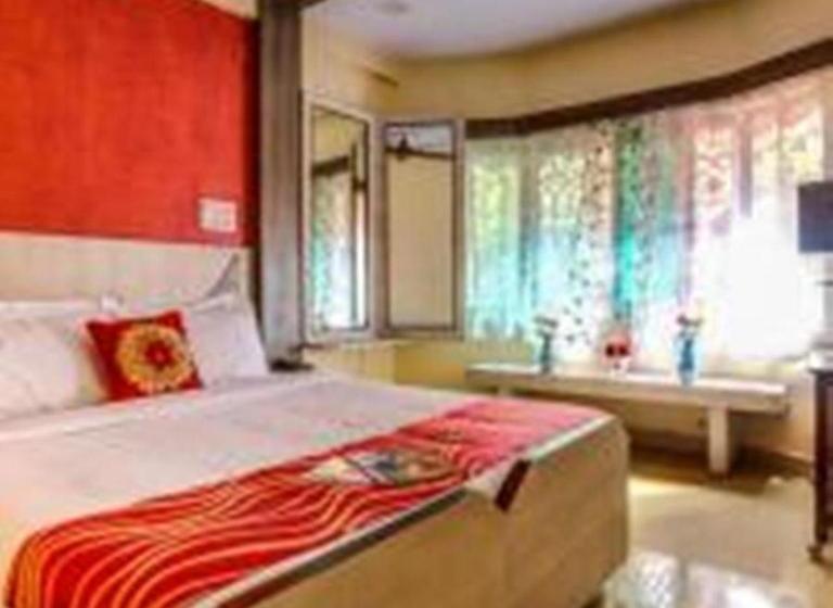 בית מלון כפרי Ulo Akash Inn