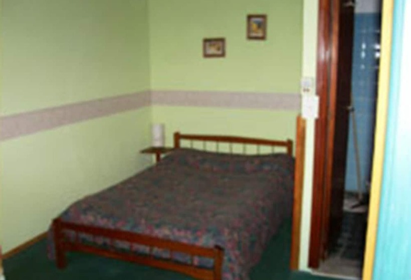 בית מלון כפרי Aloha