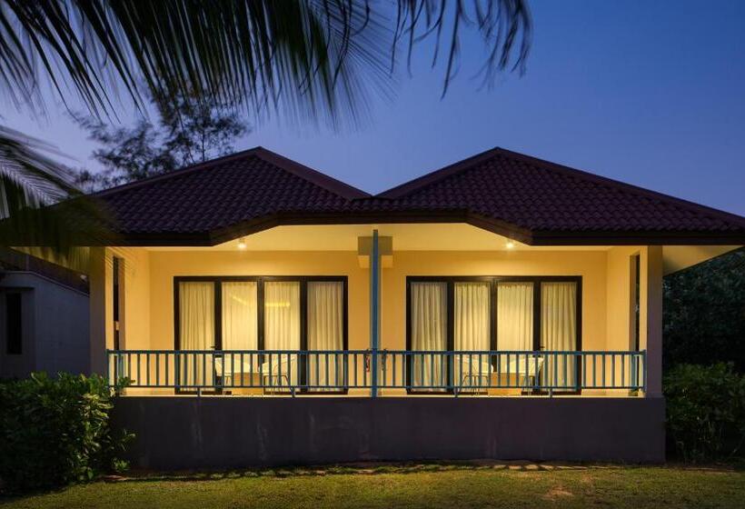 Hotell Aprota Villas Arugambay