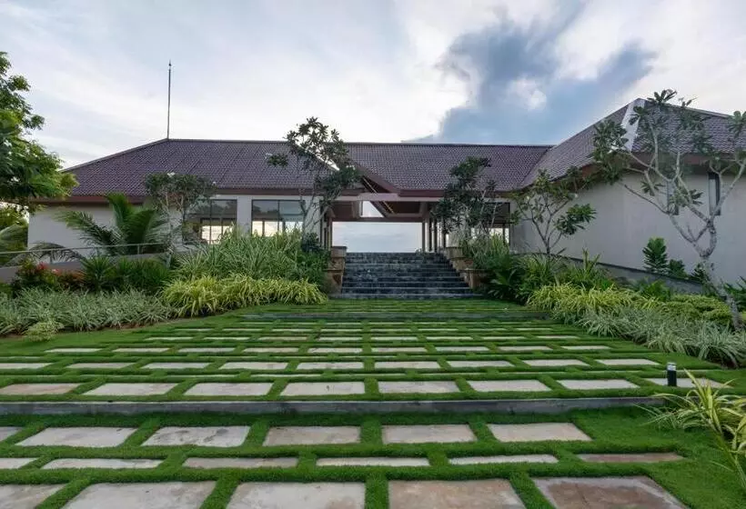 Hotelli Aprota Villas Arugambay