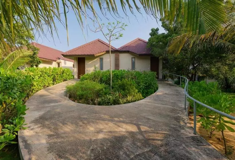 Hotelli Aprota Villas Arugambay