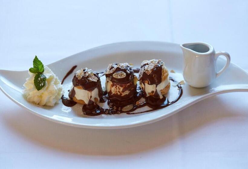 هتل Brasserie Au Violon