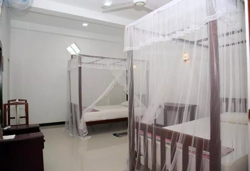 هتل Gihan Guesthouse