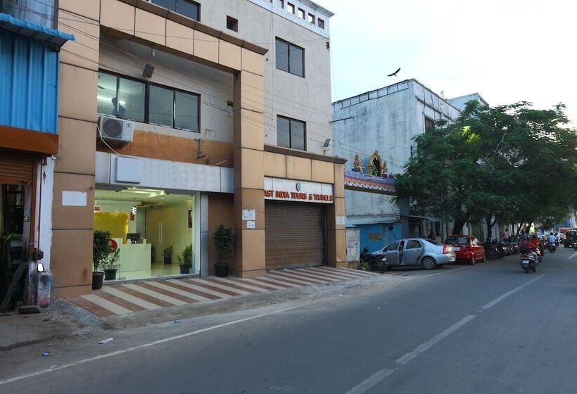 Szálloda OYO 9372 Rich Inn