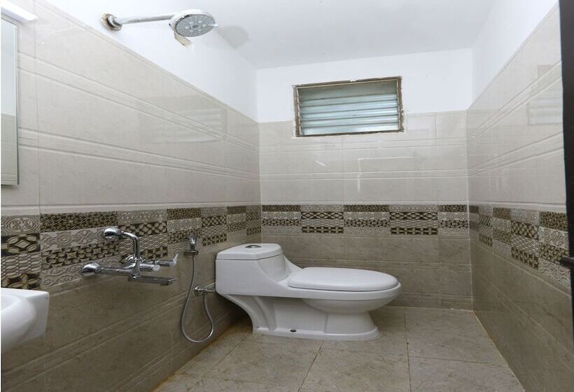 Szálloda OYO 9372 Rich Inn