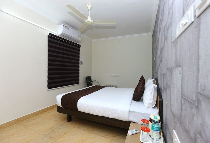 Szálloda OYO 9372 Rich Inn