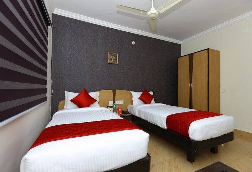 Szálloda OYO 9372 Rich Inn