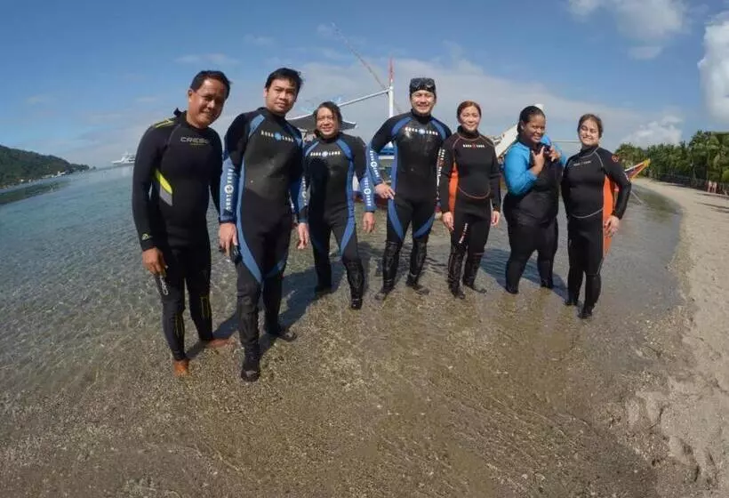 Isla Water Sports And Resorts Inc