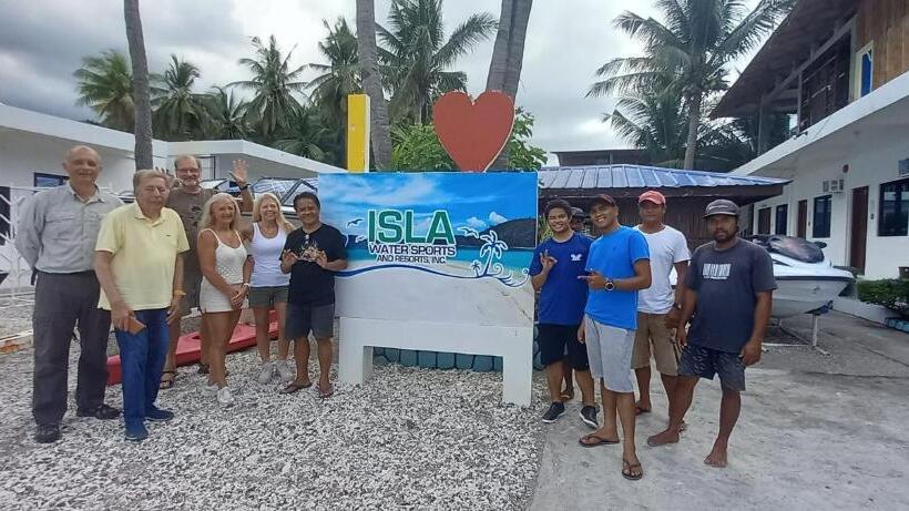Isla Water Sports And Resorts Inc
