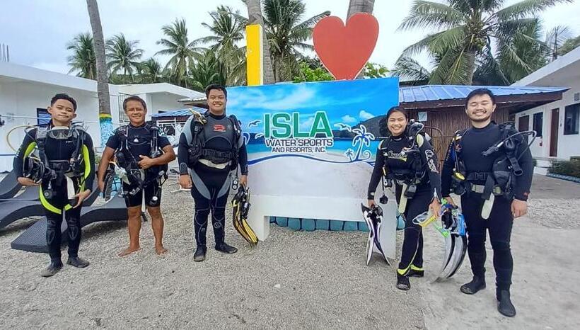 Isla Water Sports And Resorts Inc