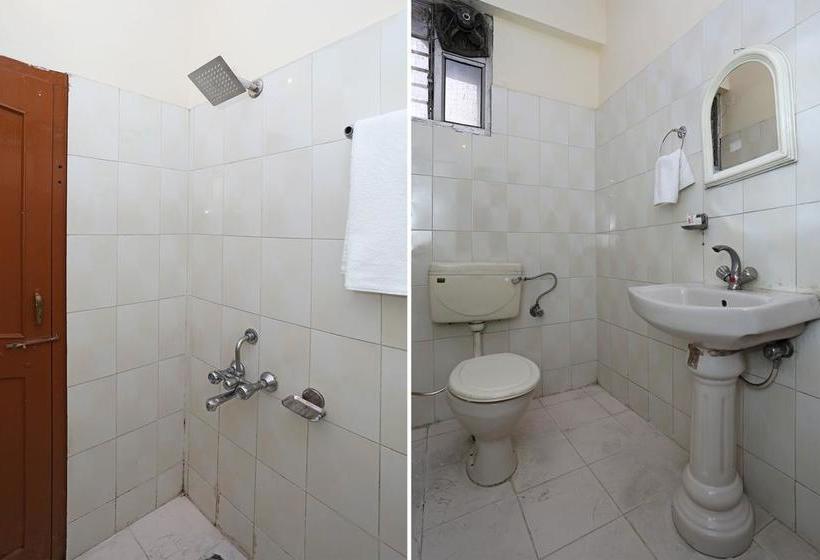 Fotos del hotel Oyo 10282 Hotel Rishi:  8