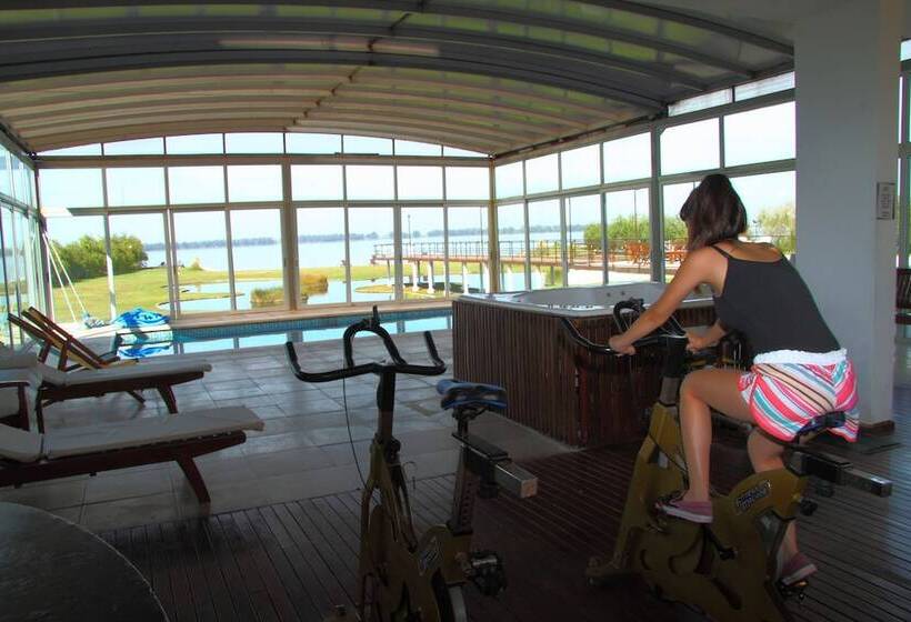 منتجع Aguas Del Monte Hotel Spa