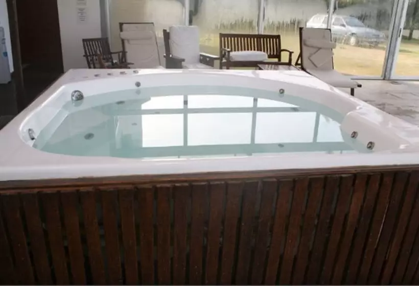 Lomakeskus Aguas Del Monte Hotel Spa