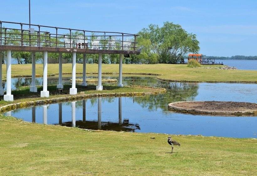 منتجع Aguas Del Monte Hotel Spa