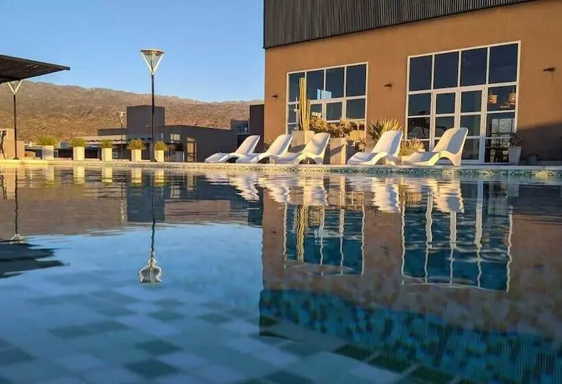 ホテル Entre Viñedos Resort