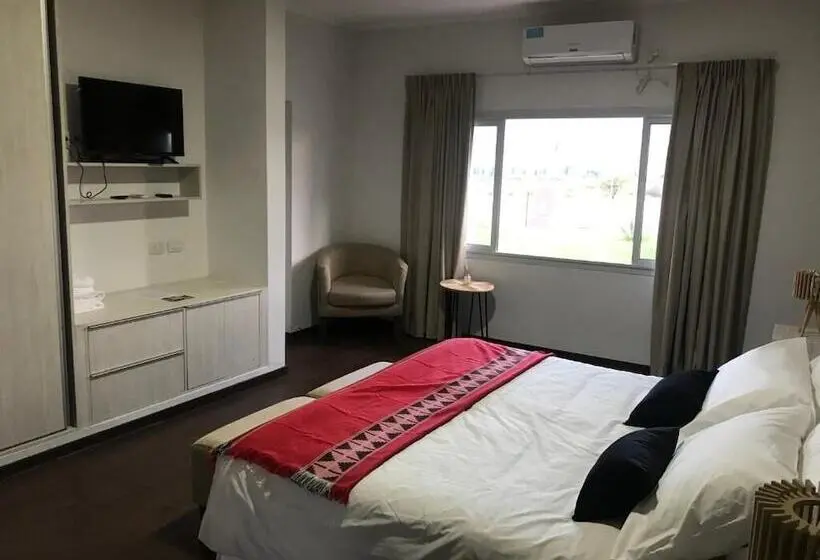 ホテル Entre Viñedos Resort