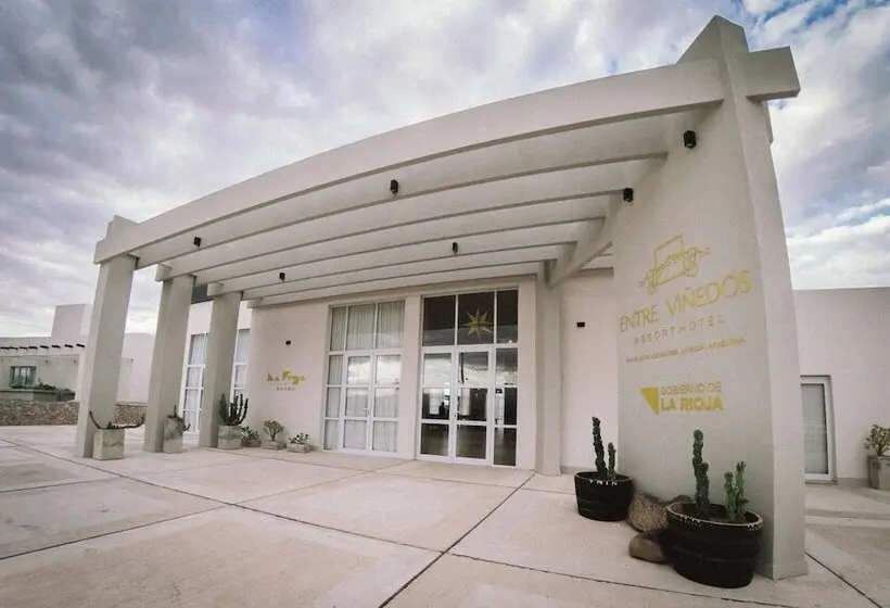 ホテル Entre Viñedos Resort
