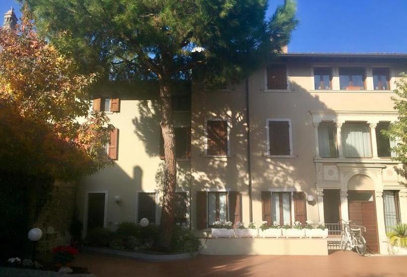 Marie Rose Luxury B&b & Apartment