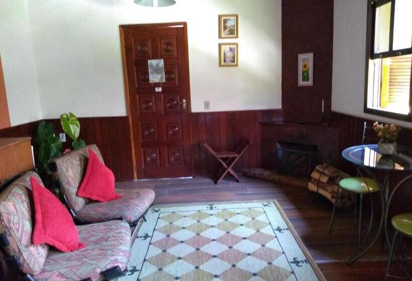 ホテル Cantinho De Férias