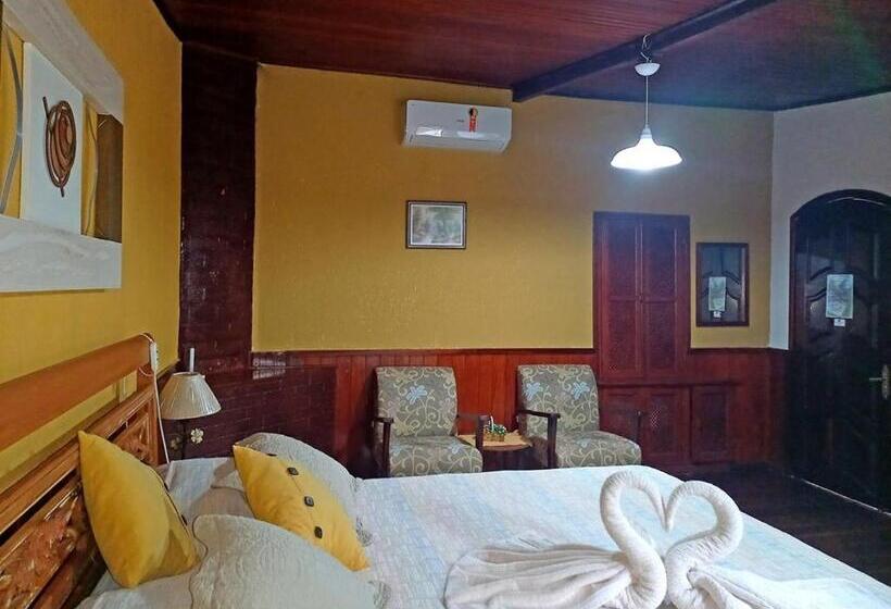 ホテル Cantinho De Férias