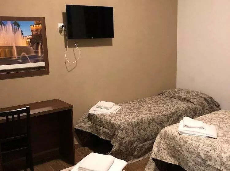 هتل Albergo Corvetto Corso Lodi