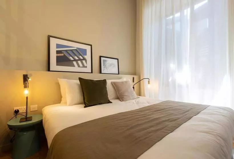 هتل Merchant Suites