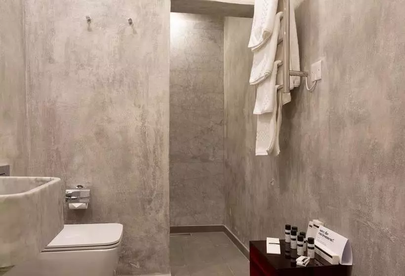 هتل Merchant Suites