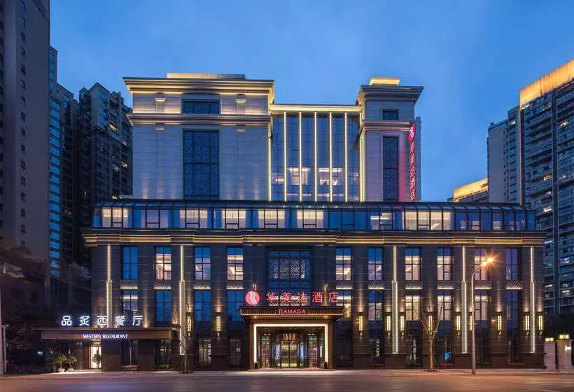 Hotelli Leshan Ramada