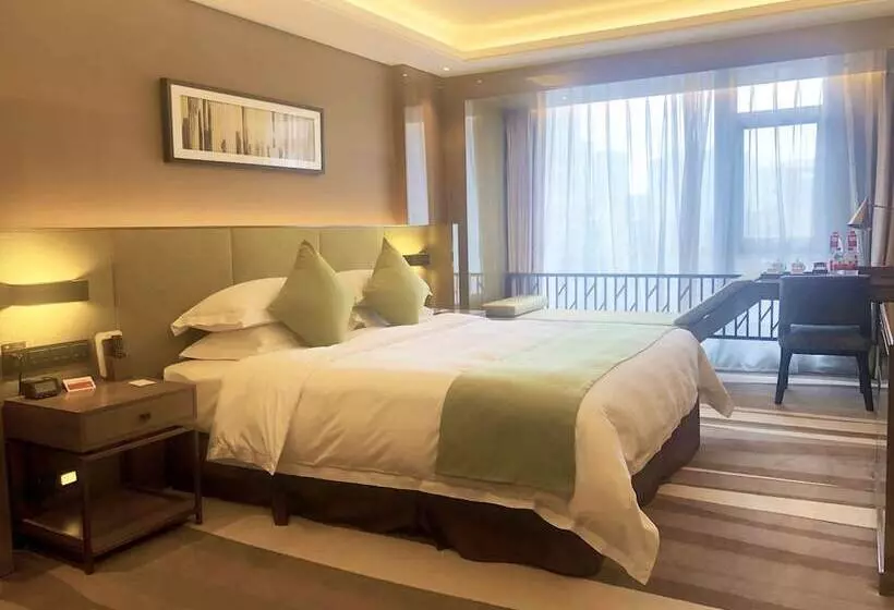 Hotelli Leshan Ramada