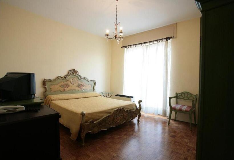 Отель Ristorante Vittoria