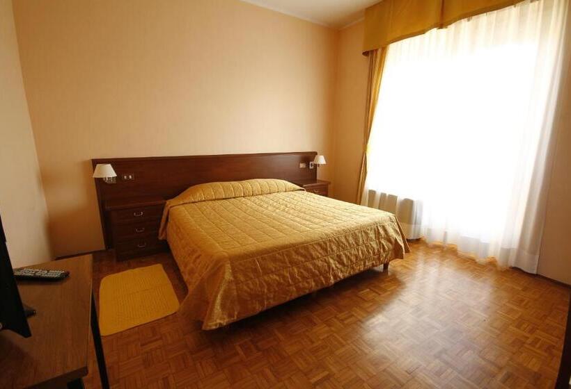 Отель Ristorante Vittoria