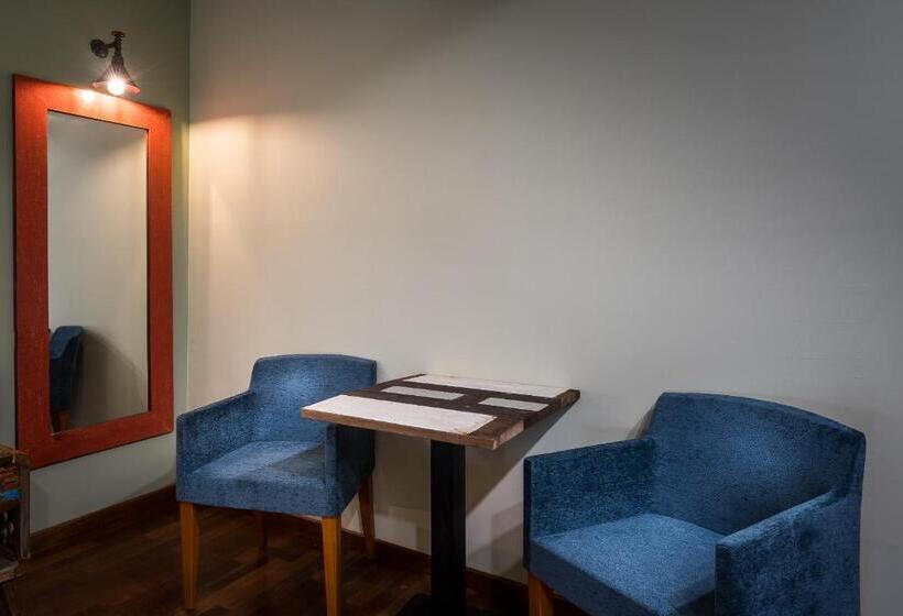 Treasures Hotel And Suites