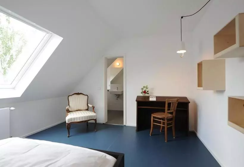 ホテル Seminar & Gästehaus Burghof Stauf