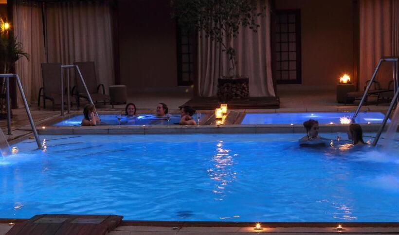 渡假胜地  Sondela Nature Reserve & Spa Country House