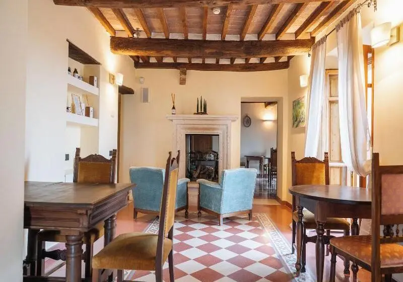 ホテル Rocca D Orcia Suites And Villas