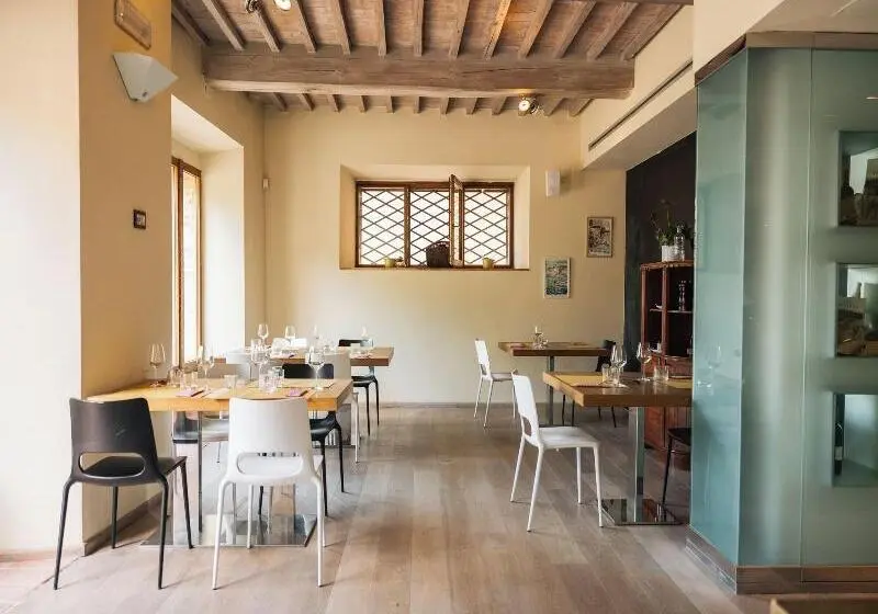 ホテル Rocca D Orcia Suites And Villas