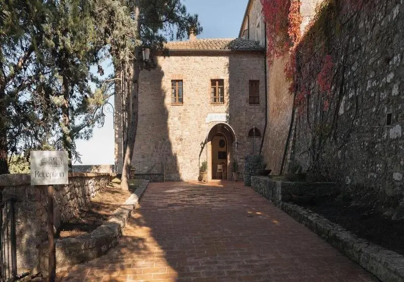 ホテル Rocca D Orcia Suites And Villas