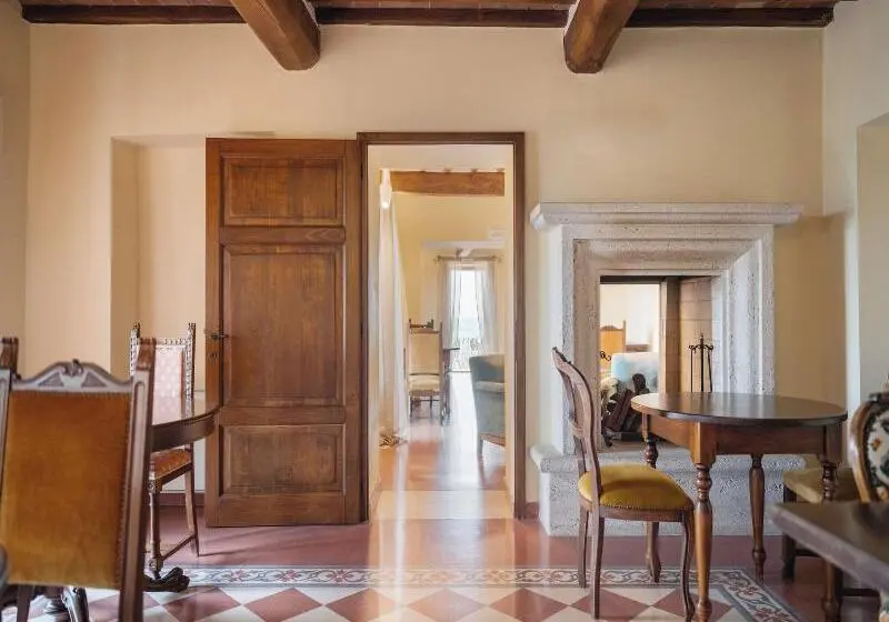 ホテル Rocca D Orcia Suites And Villas