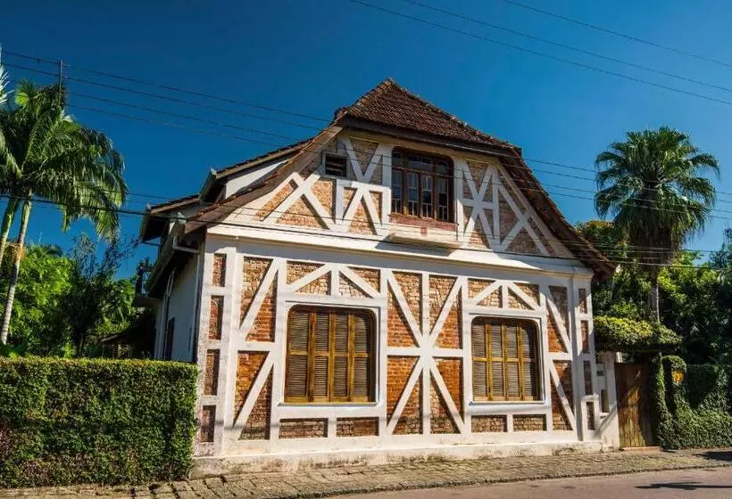 Aamiaismajoitus (B&B) Casa Da Estacao   A Casa Mais Charmosa De Morretes!