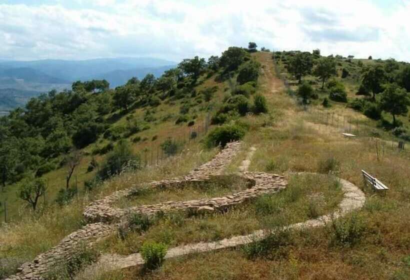 تختخواب و صبحانه La Vita è Bella