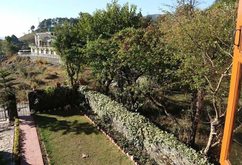 تختخواب و صبحانه The Mapple Cottage