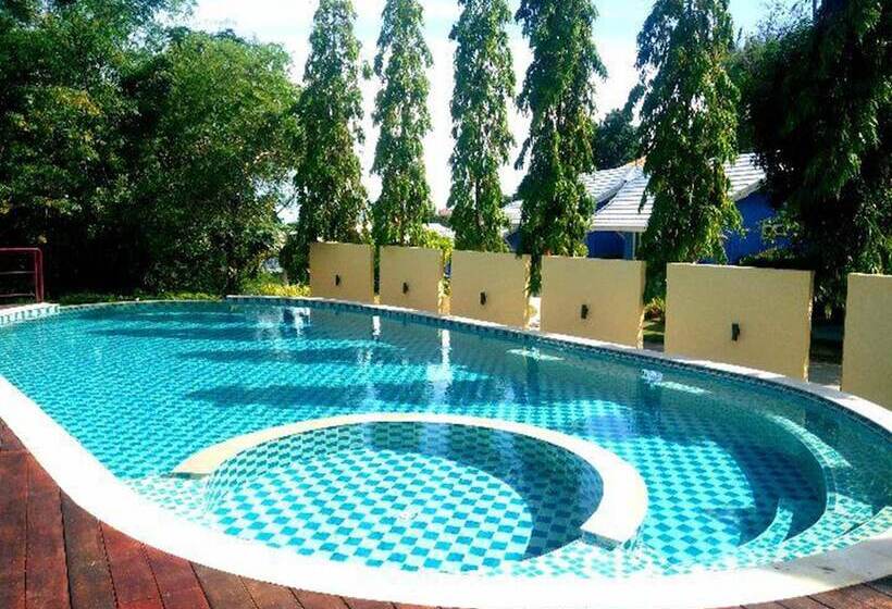 ホテル 100 Boutique