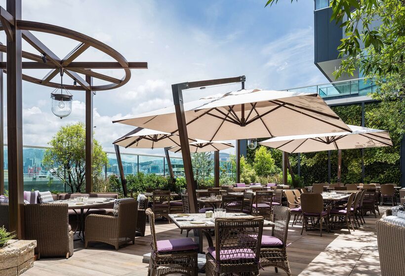 هتل Hyatt Centric Victoria Harbour