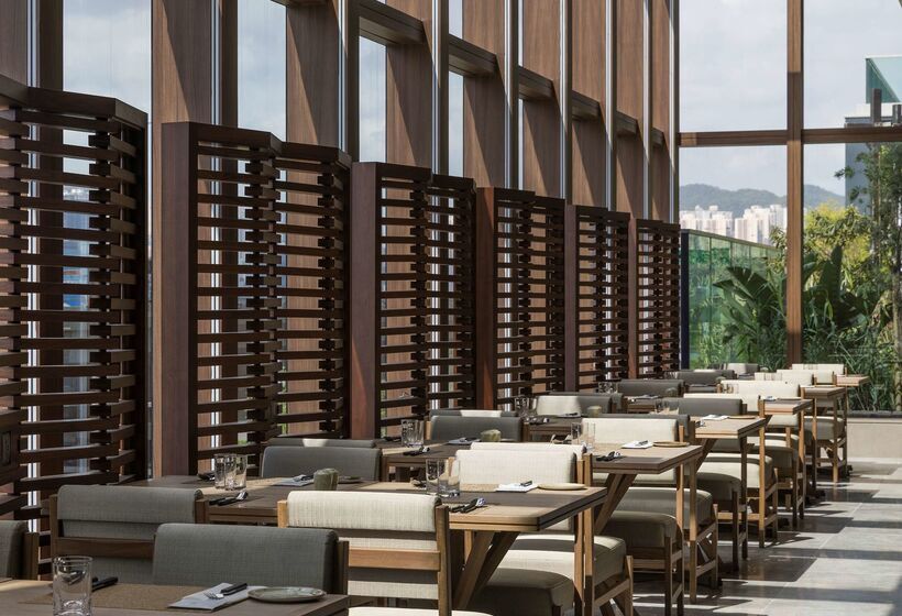 هتل Hyatt Centric Victoria Harbour