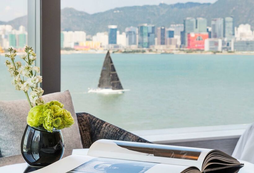 هتل Hyatt Centric Victoria Harbour